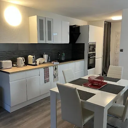 L'ecrin Du Bonheur アパート